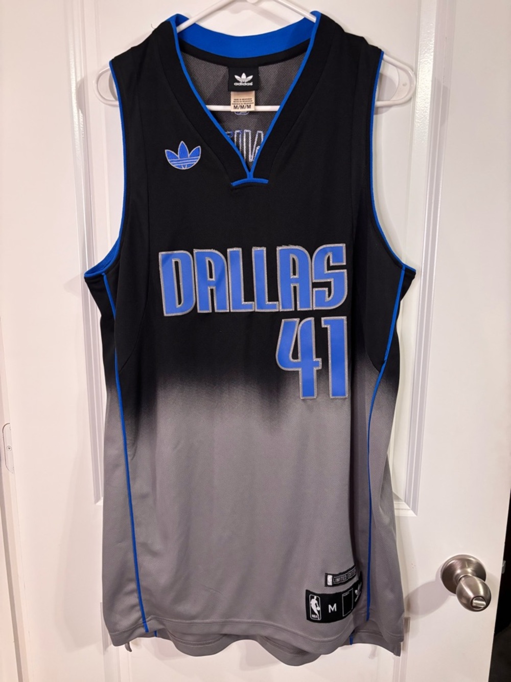 Dallas Mavericks Dirk Nowitzki #41 Jersey Limited Ed Color Rush Men’s M NBA READ